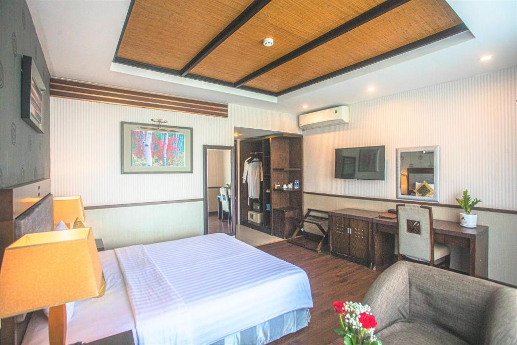 Phòng Deluxe Đôi Nhìn ra 1 Góc Biển