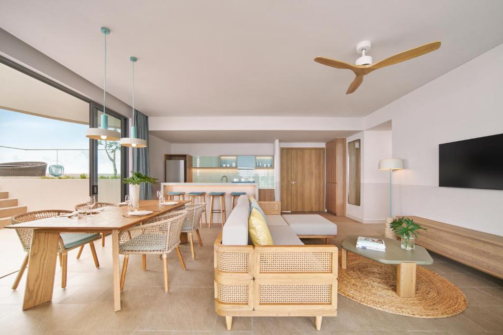 Penthouse 2 Phòng Ngủ Nhìn Ra Toàn Cảnh