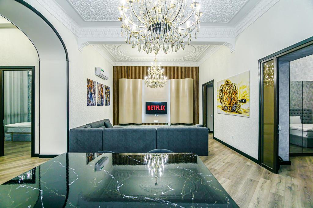 VIP Apartment Hampton – Photos 1