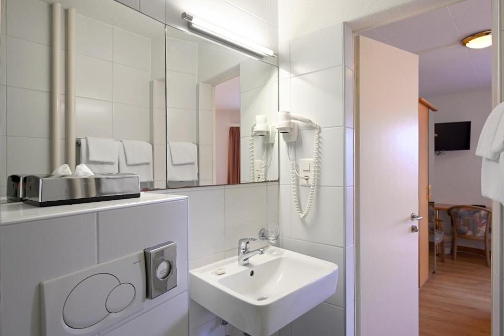 Olympia Hotel Zurich - Resim 3