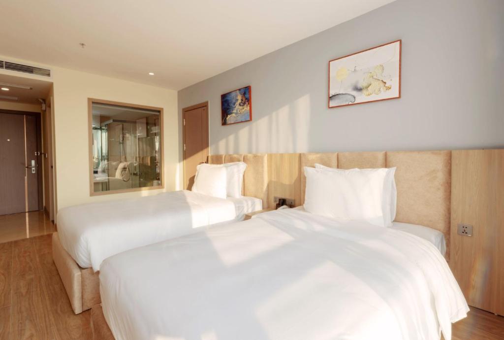 Afbeelding uit fotogalerij van Hùng Vương Hotel in Móng Cái