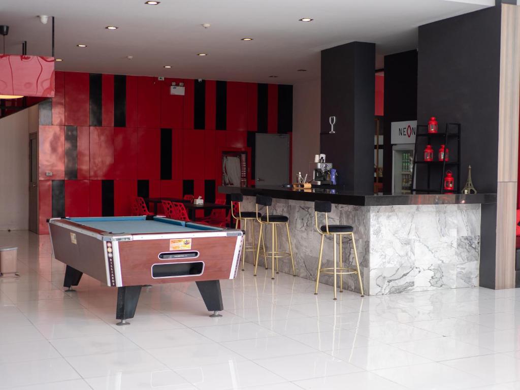 Neon Patong - Resim 36