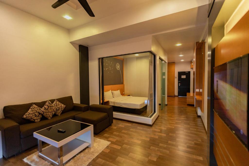 Postel nebo postele na pokoji v ubytování Hills Aranda Nova Hotel