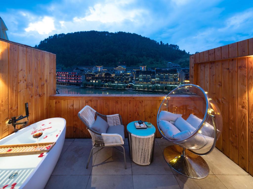 Moon River View Hotel - Habitación Doble Con Terraza