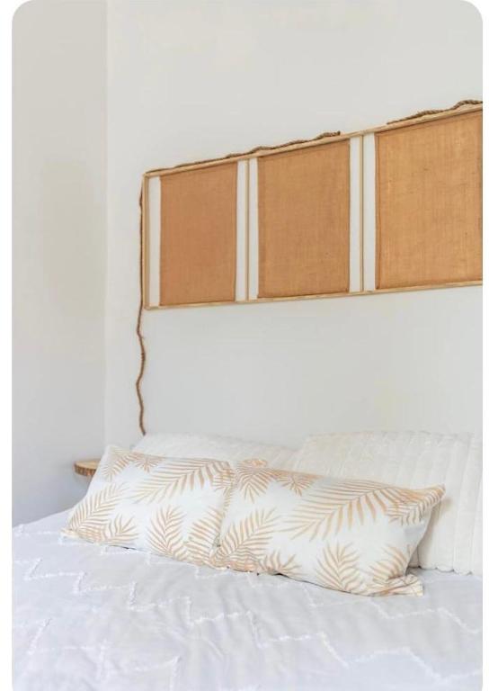 Cama ou camas em um quarto em Maison cosy Paris Orly jardin priv&eacute;e