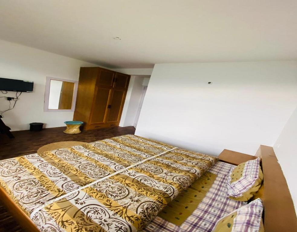 The Royal Orchard Homestay by StayApart - Quadruple Room