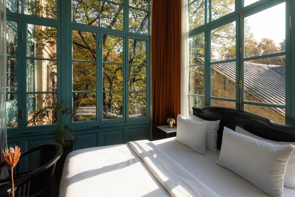 Posezení v ubytování Unfound Door - Design Hotel
