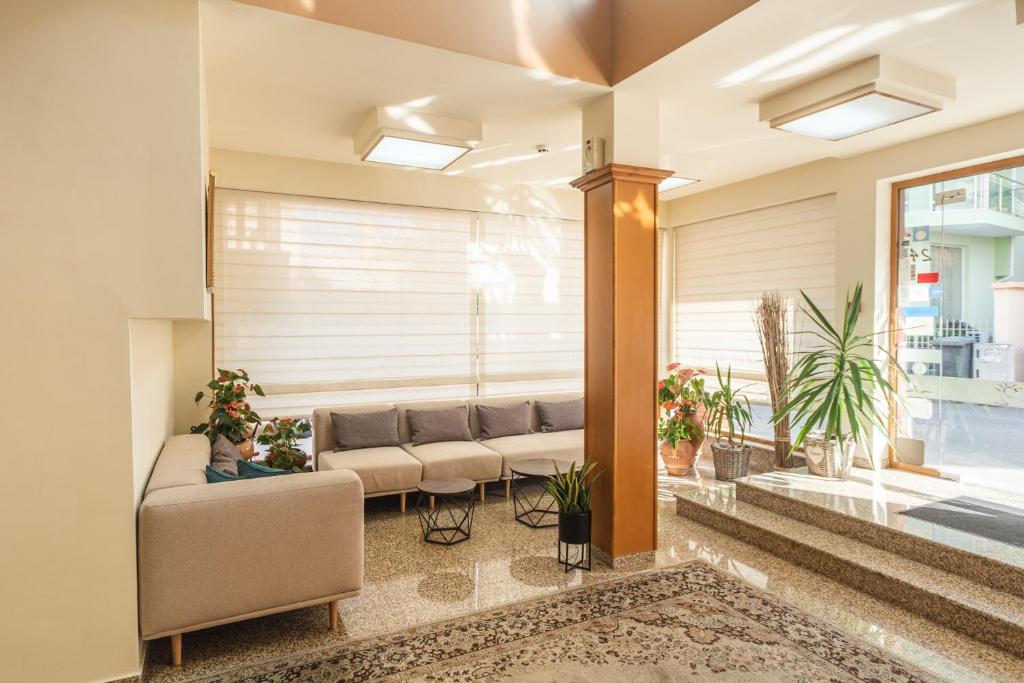 Posezení v ubytování Kalithea Family Hotel