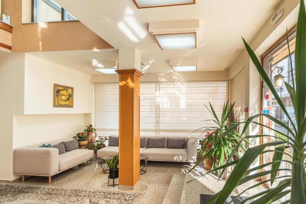 Posezení v ubytování Kalithea Family Hotel