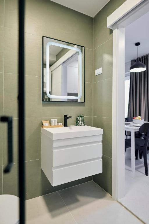 Malinska Green Apartments - 13