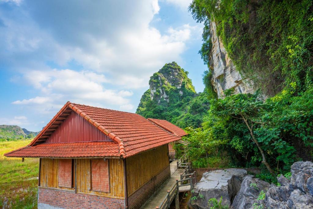 Lotus Field Homestay - 2