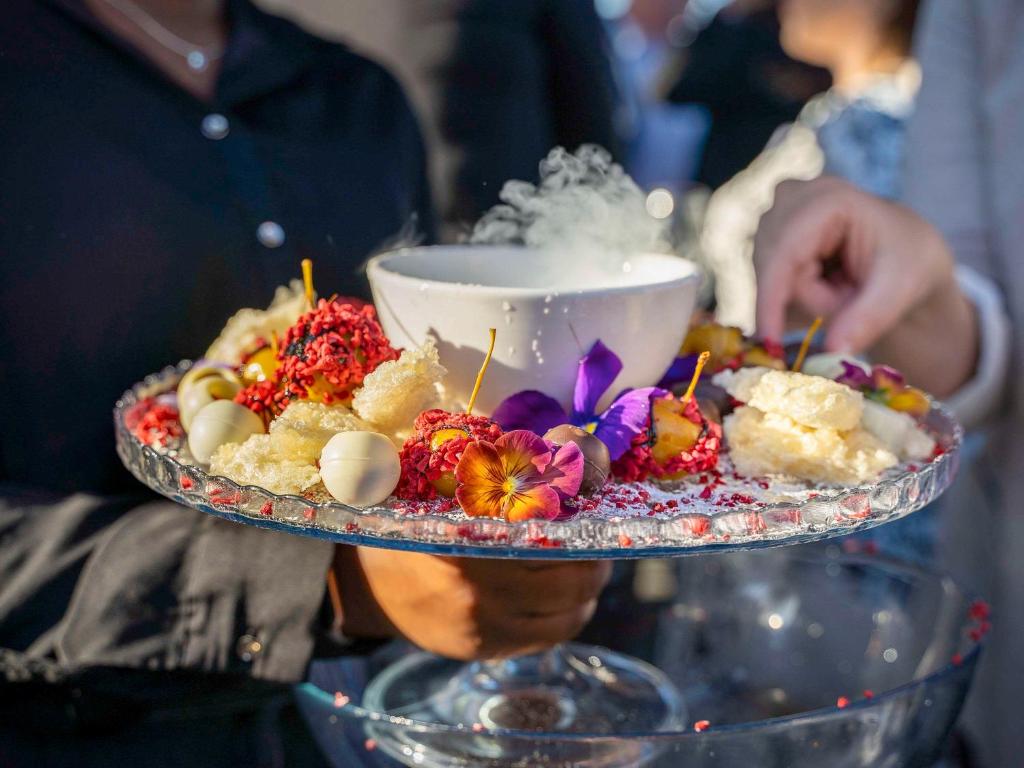 Adelaide Rockford - Resim 24