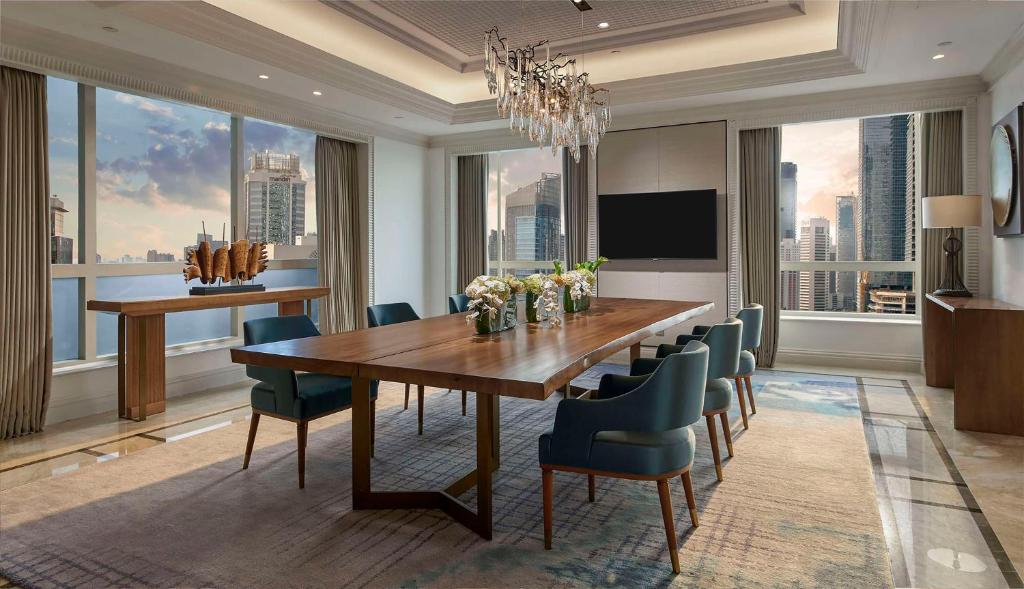 TV a/nebo společenská místnost v ubytování Grand Hyatt Jakarta