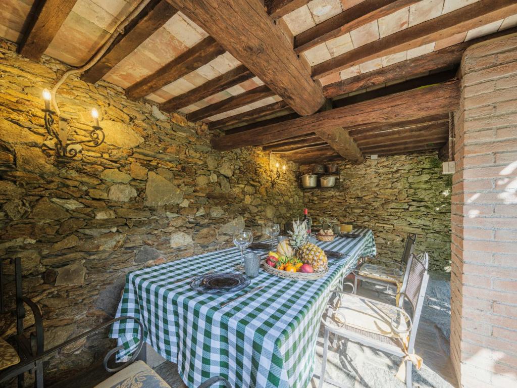 Zdjęcie z galerii obiektu Holiday Home L'Aia by Interhome w mieście Seravezza