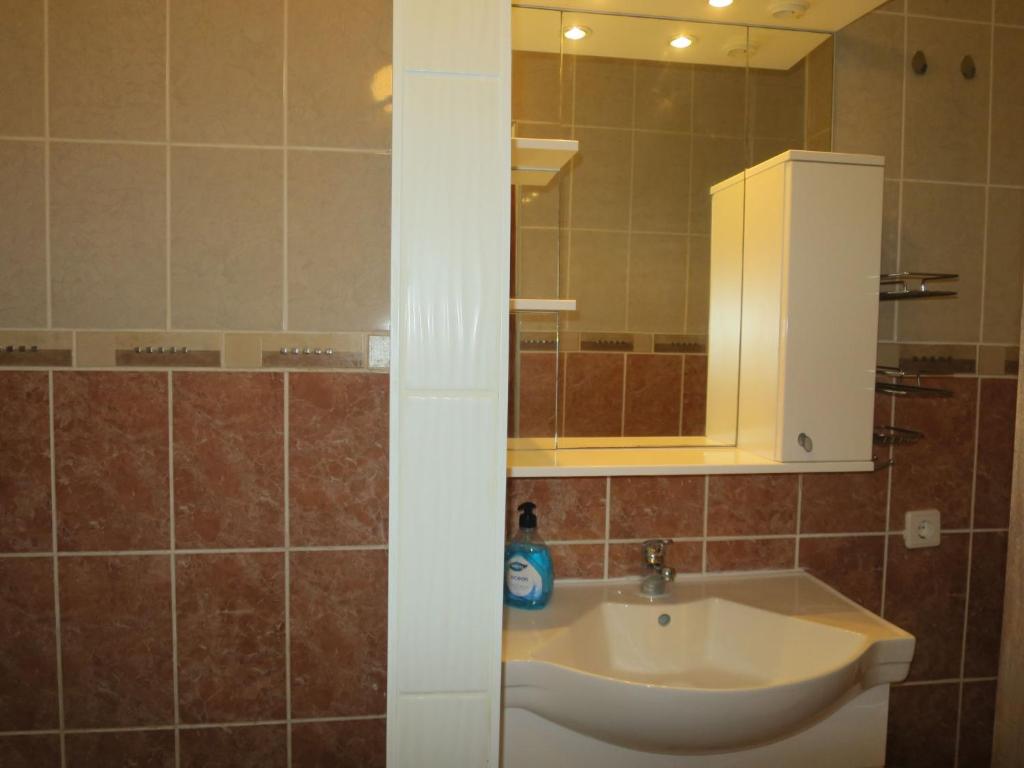 Zdjęcie z galerii obiektu Apartment Rovanjska-3 by Interhome w mieście Rovanjska