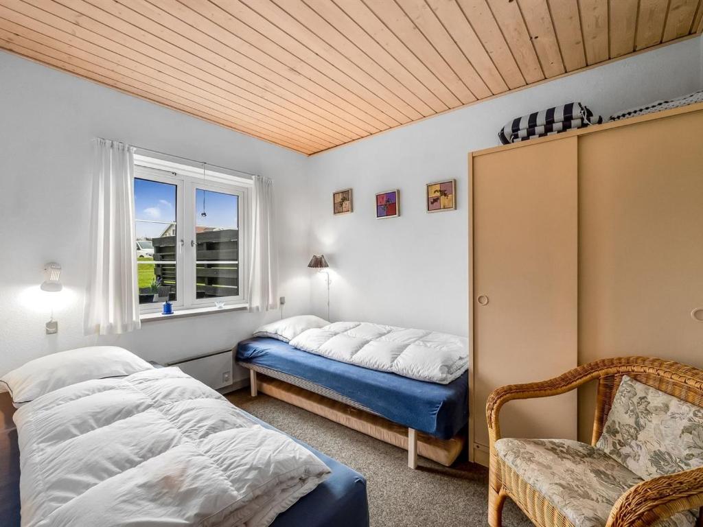 Postel nebo postele na pokoji v ubytování Apartment Kaisa - 200m from the sea by Interhome