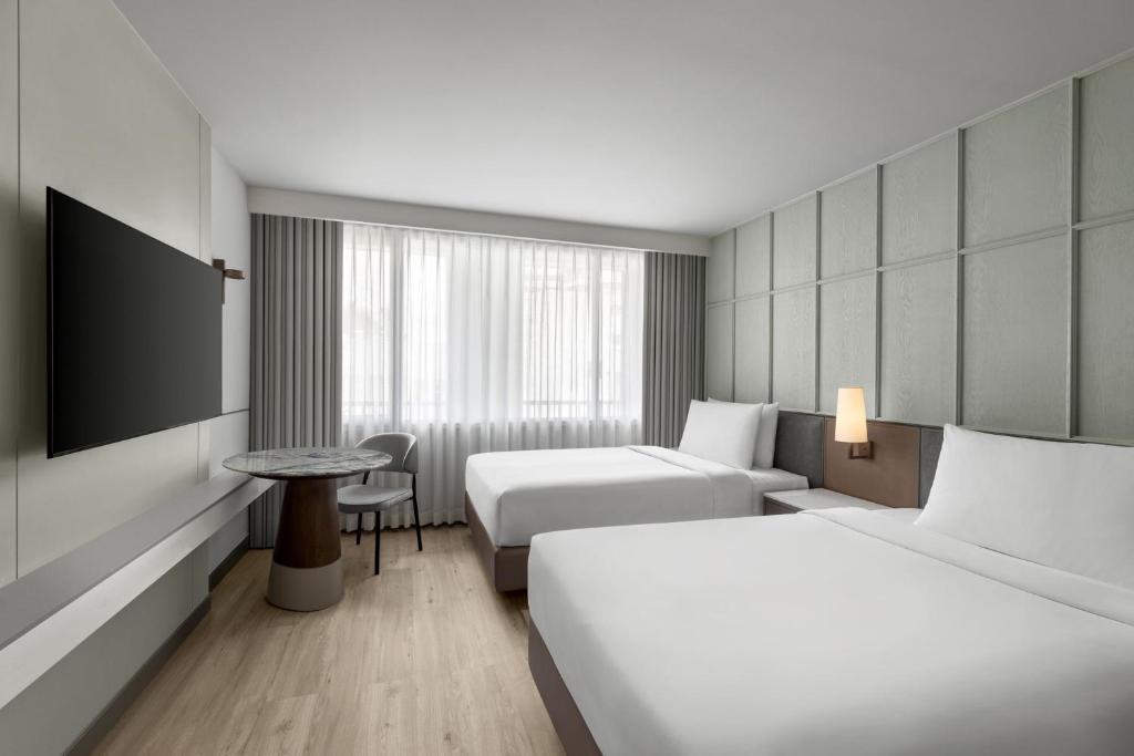 Courtyard by Marriott Bangkok Sukhumvit 20 - Resim 28