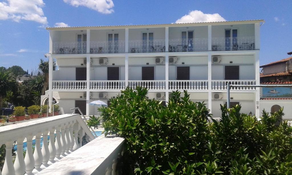 Balkon lub taras w obiekcie Gouvia Hotel