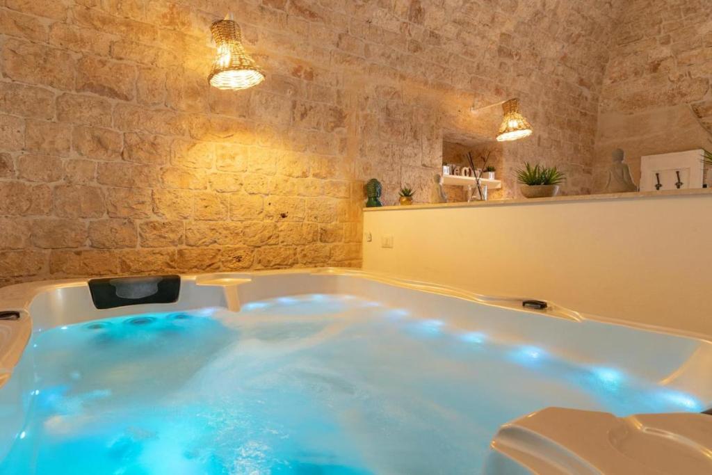 B&B Puglia - Mi Casa Luxury Suite - Room with Hydromassage Pool