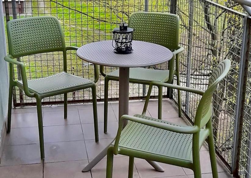 Balkón alebo terasa v ubytovaní Apartament Parkowy by RENT4YOU