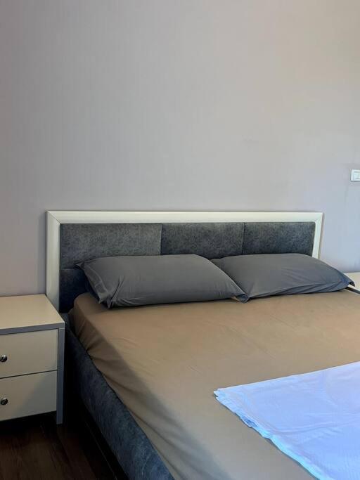 Lima Apartment - Image 6