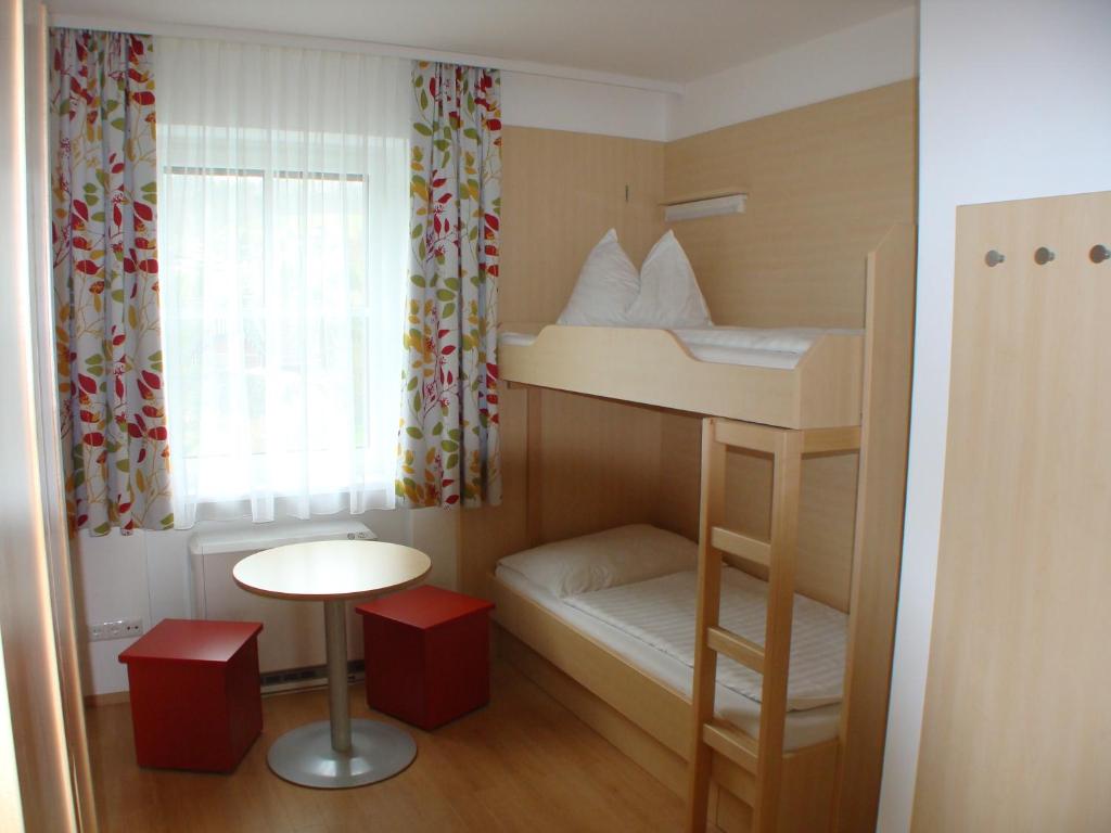 Jugendgästehaus St. Gilgen - 5