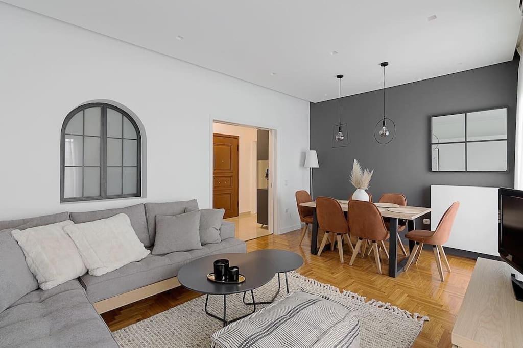 Acropolis Aura Apartment