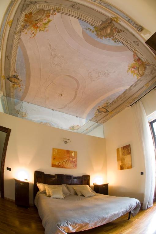Postel nebo postele na pokoji v ubytování Villa Scati Bed and Breakfast
