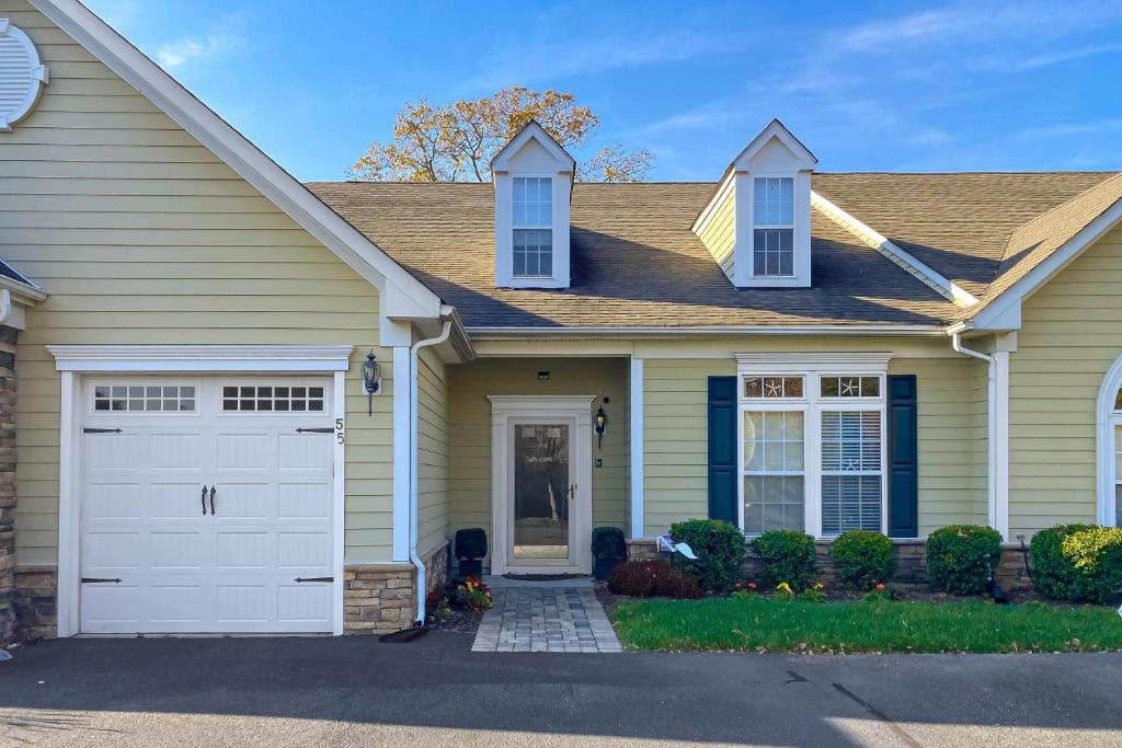 Holiday home Creekside 55 Tributary Lane, Millville, USA