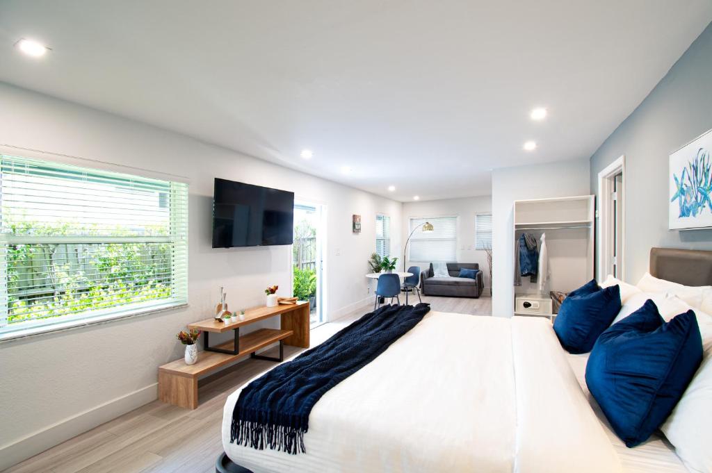 The Lauderdale Boutique Hotel - Junior Suite