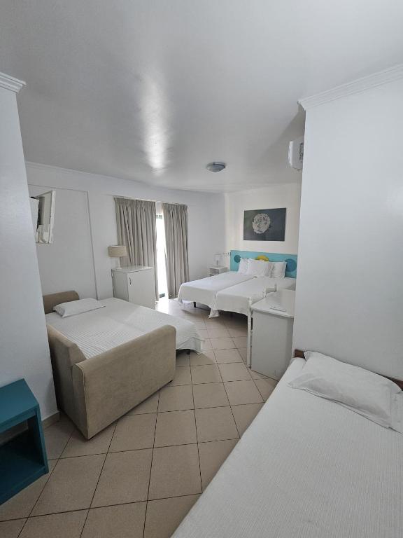 Hotel Adelaide photo
