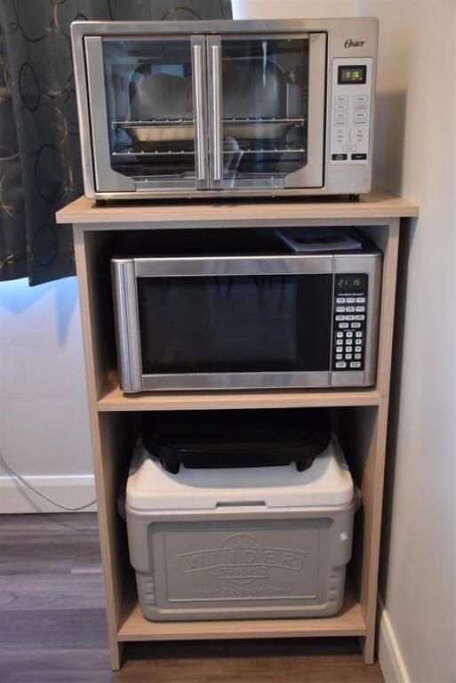 Kuchyň nebo kuchyňský kout v ubytování LV5 Upper Floor Suite