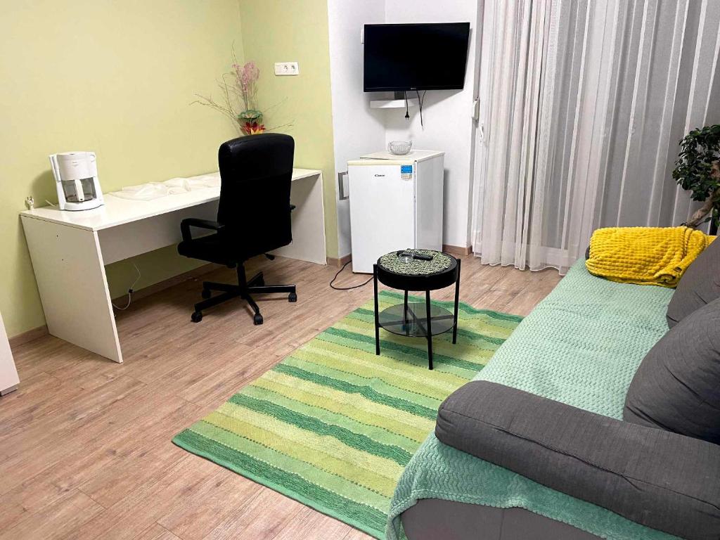 Televízia a/alebo spoločenská miestnosť v ubytovaní Super Horizont -FREE PARKING AND JACCUZZI