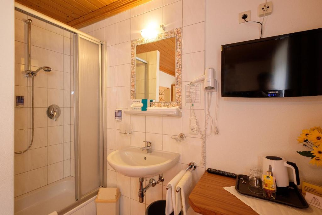 Bagno di Hotel Garni DIAS