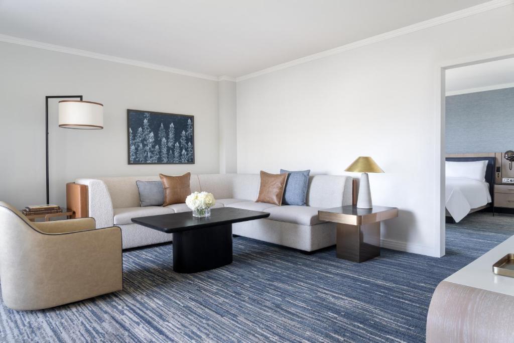 The Ritz-Carlton Dallas, Las Colinas - Executive Suite, Executive Suite, 1 King, Golf Uitzicht, Balkon