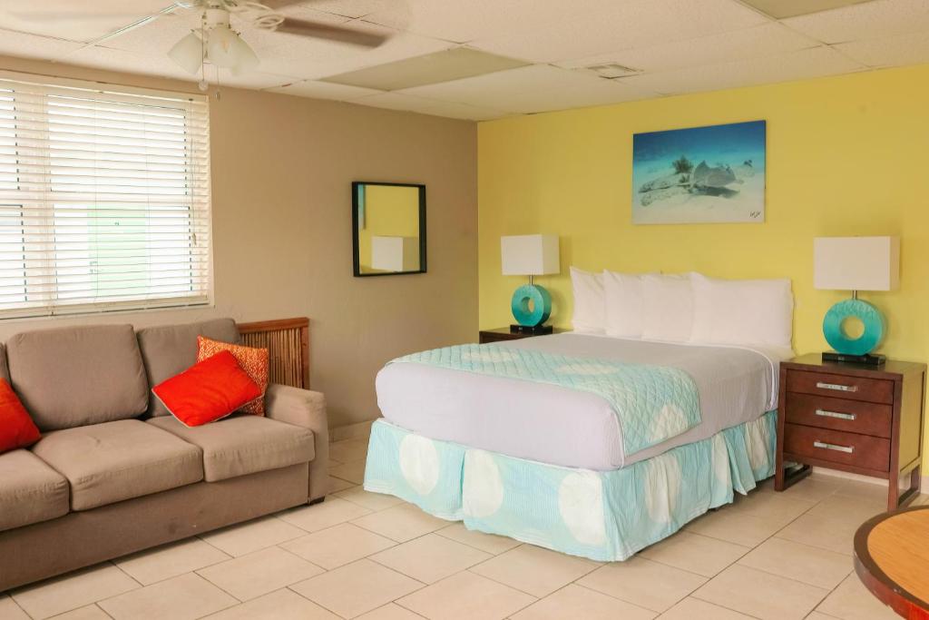 Letto o letti in una camera di Looe Key Reef Resort and Dive Center