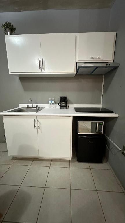 Kuchyň nebo kuchyňský kout v ubytování Preciados Loft Cold AC best WIFI