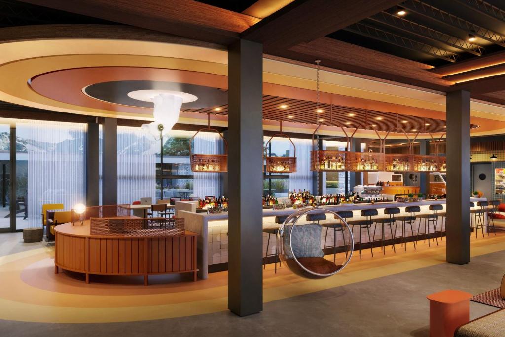 Moxy Banff
