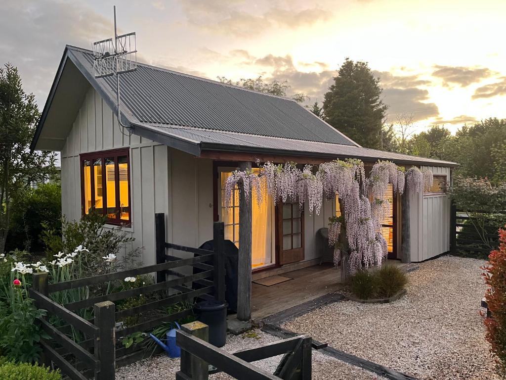 Zahrada ubytování Tasman Village Cottage