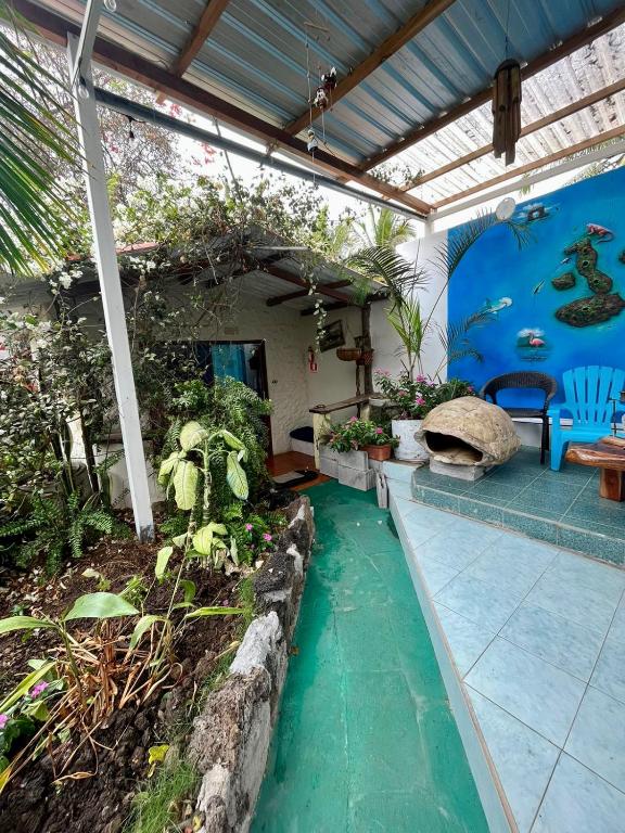 Nelyza's Suites & Adventure photo