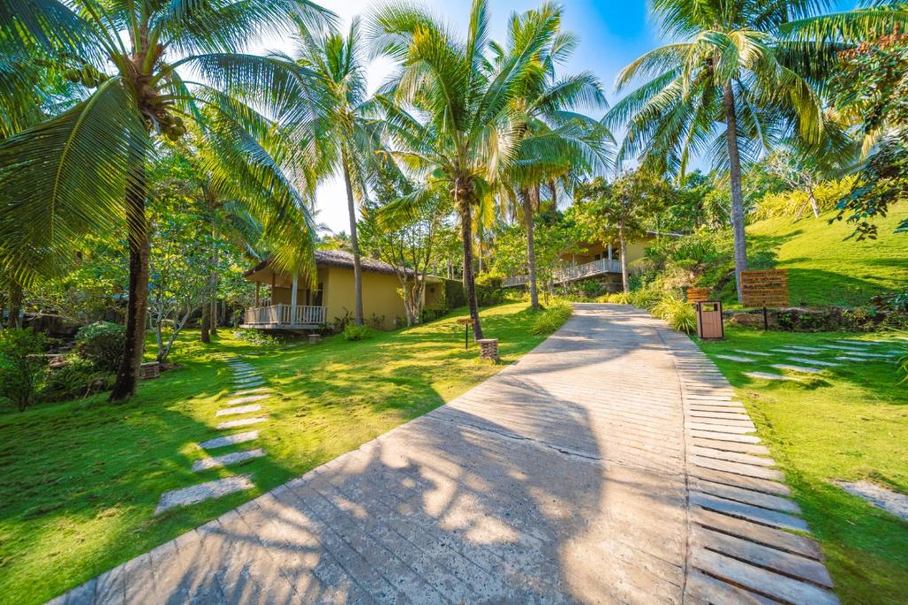 Vườn quanh Lahana Resort Phu Quoc & Spa