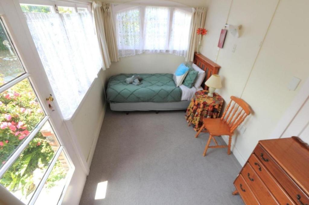 The southernmost home in the world - Resim 18