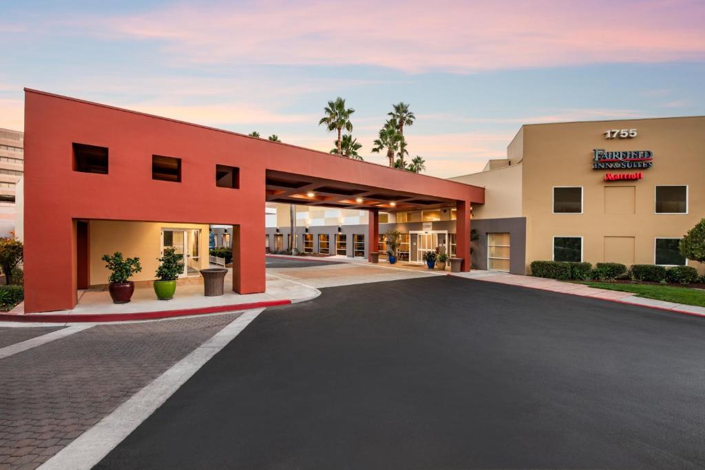 an empty parking lot in front of a building at Fairfield Inn and Suites by Marriott San Jose Airport in San Jose