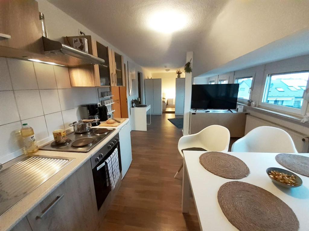 Η κουζίνα ή μικρή κουζίνα στο Chic Apartment in Obertshausen