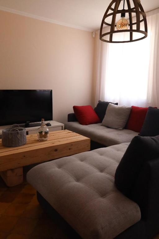 Zdjęcie z galerii obiektu Gîte La Planol w mieście Alzonne