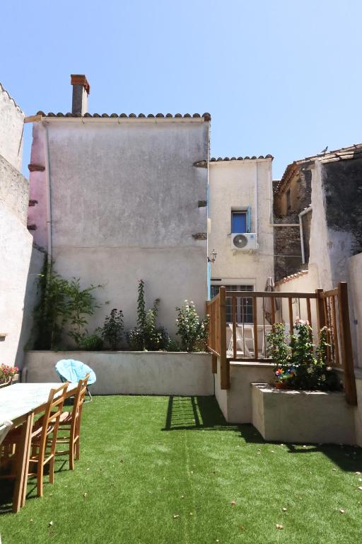 Zdjęcie z galerii obiektu Gîte La Planol w mieście Alzonne