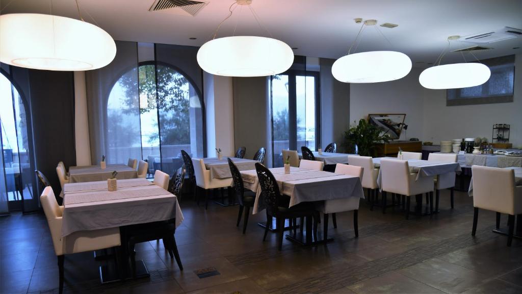Restaurace v ubytování Hotel Lipa