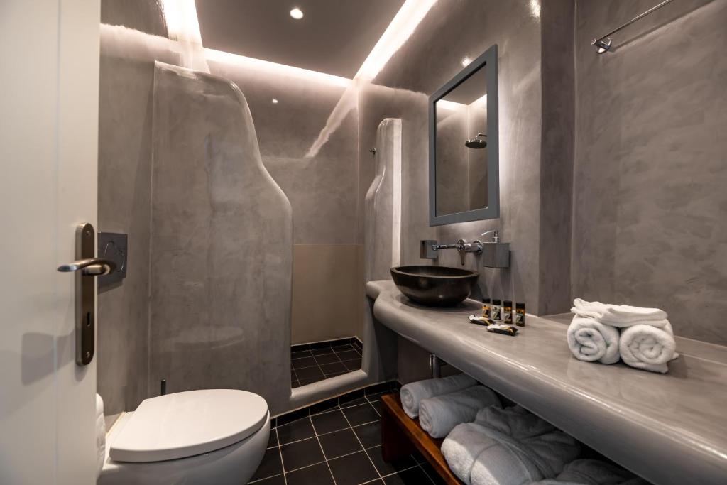 Koupelna v ubytování Santa Irina Luxury Sunny Lofts