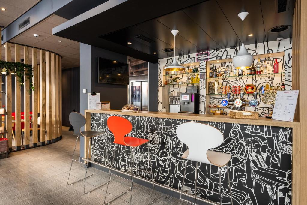 Lounge nebo bar v ubytování ibis Geneve Centre Lac