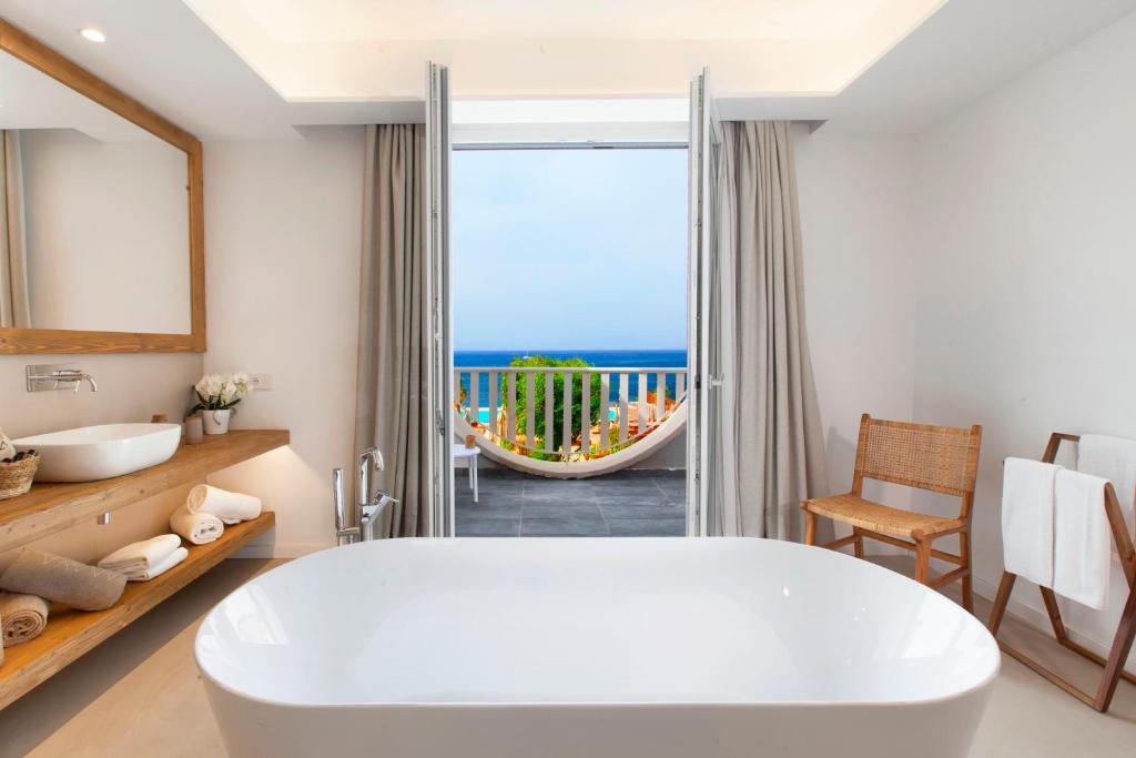 Maya Beach Resort - Suite With Sea View